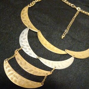 Elegant Gold, Silver, Copper Tri Color Bib Collar Necklace 18 In Long
